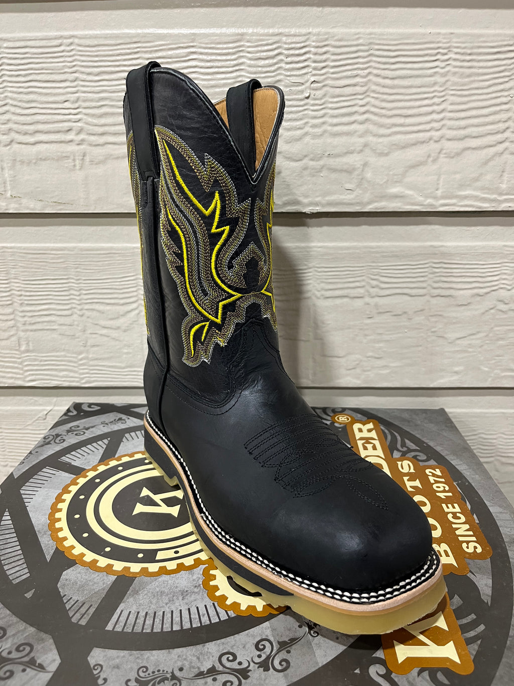 Renacido Komader Work Boots Black Steel Toe Gum Sole